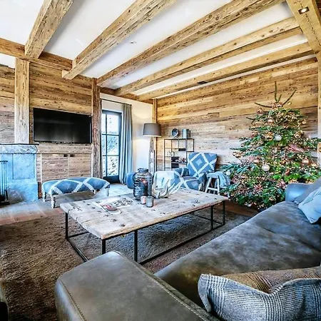 Villa Beautiful Chalet In With, Pool & Terrace - What'app - 0034-656-619-782 - For Reservations!